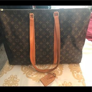 Louis Vuitton Jumbo Tote/Travel Bag